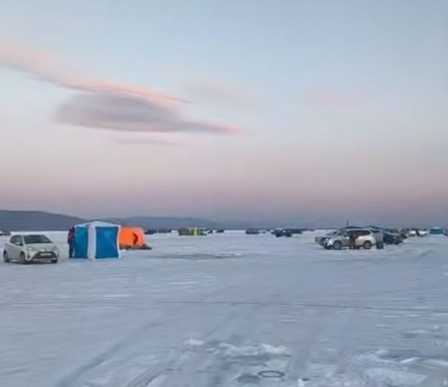 Зимняя рыбалка без улова не останавливает приморских рыбаков