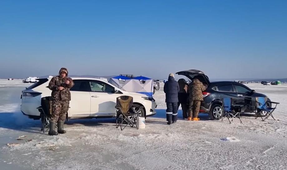 Фото: 25.mchs.gov.ru | «За это могут быть штрафы». Россиян массово предупреждают об опасности выезда на лед
