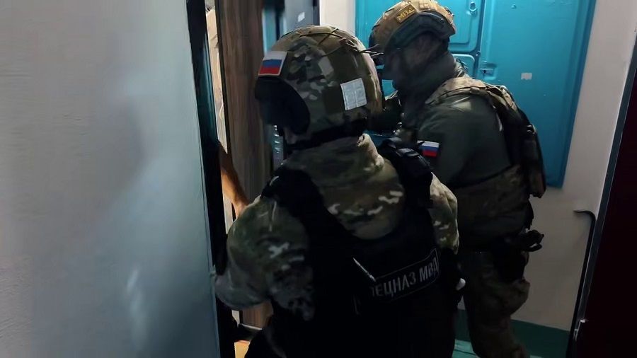 Один ждёт семерых: приморская полиция отчиталась о задержании семерых «автодоставщиков»