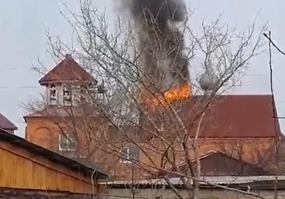 Фото: vladivostok001 | «Топили печь, и загорелось». В Приморском крае вспыхнула церковь