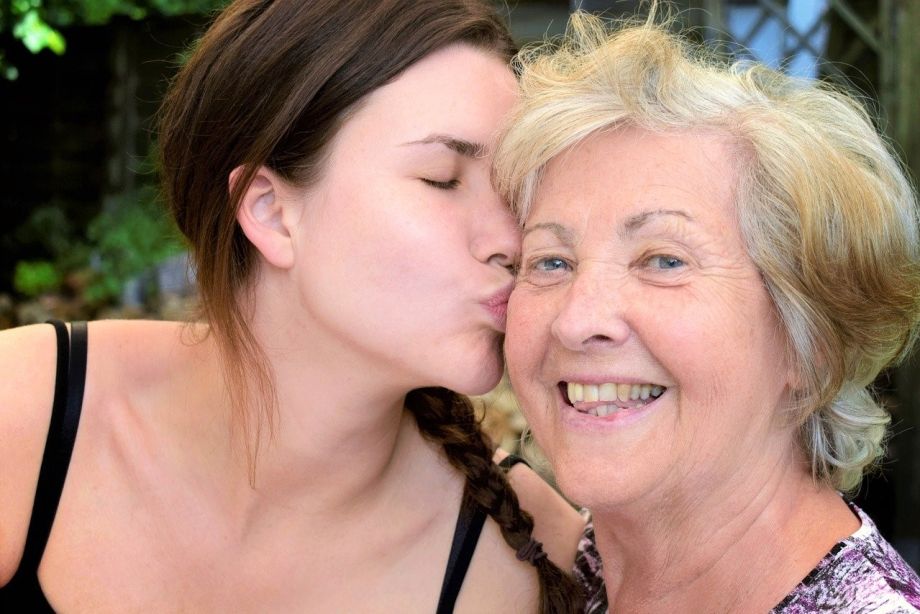 Каким пенсионерам повысят выплаты за детей, рожденных до 1990 года: новые правила