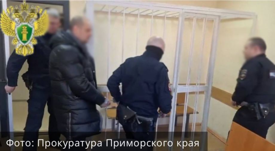 Нанёс удары ножом: в Уссурийске мужчину будут судить за убийство брата