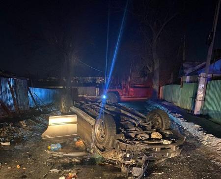 В результате страшной аварии во Владивостоке погиб пассажир Subaru Legasy