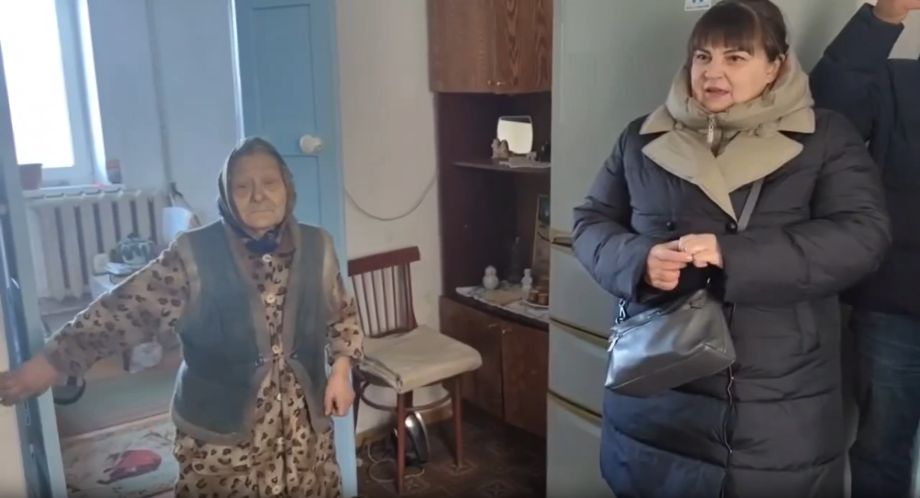 Дорога в магазин оказалась настоящим испытанием для приморской пенсионерки