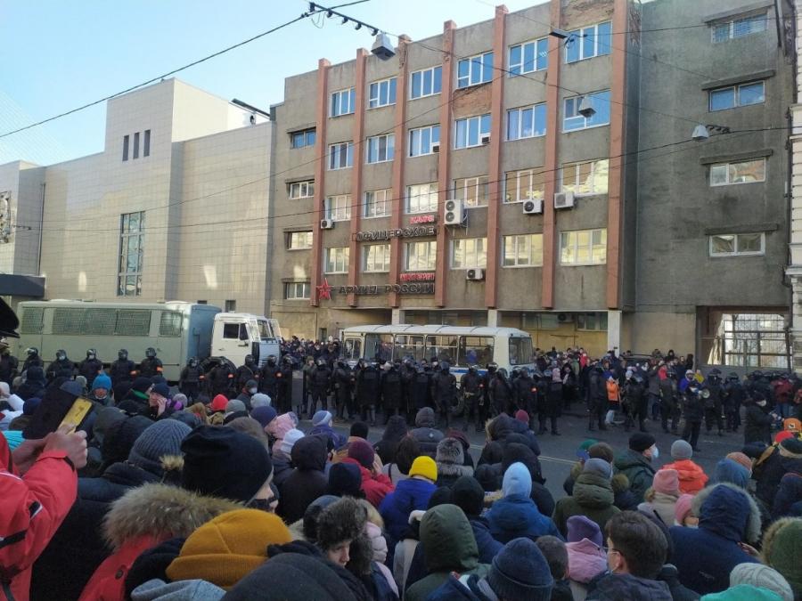 Фото: PRIMPRESS | От многотысячного штрафа до тюрьмы: митинговавших во Владивостоке накажут