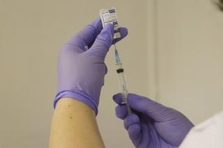 Фото: Екатерина Дымова / PRIMPRESS | Иск против вакцин от COVID-19 поступил в международный суд Гааги