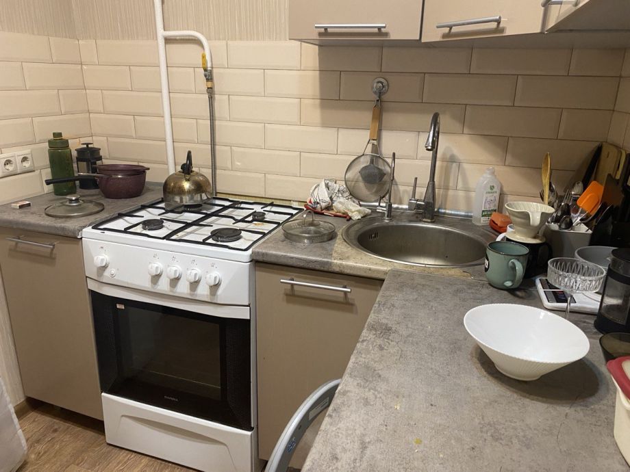 Кухня сразу выдает плохую хозяйку: 10 лишних вещей, от которых стоит избавиться