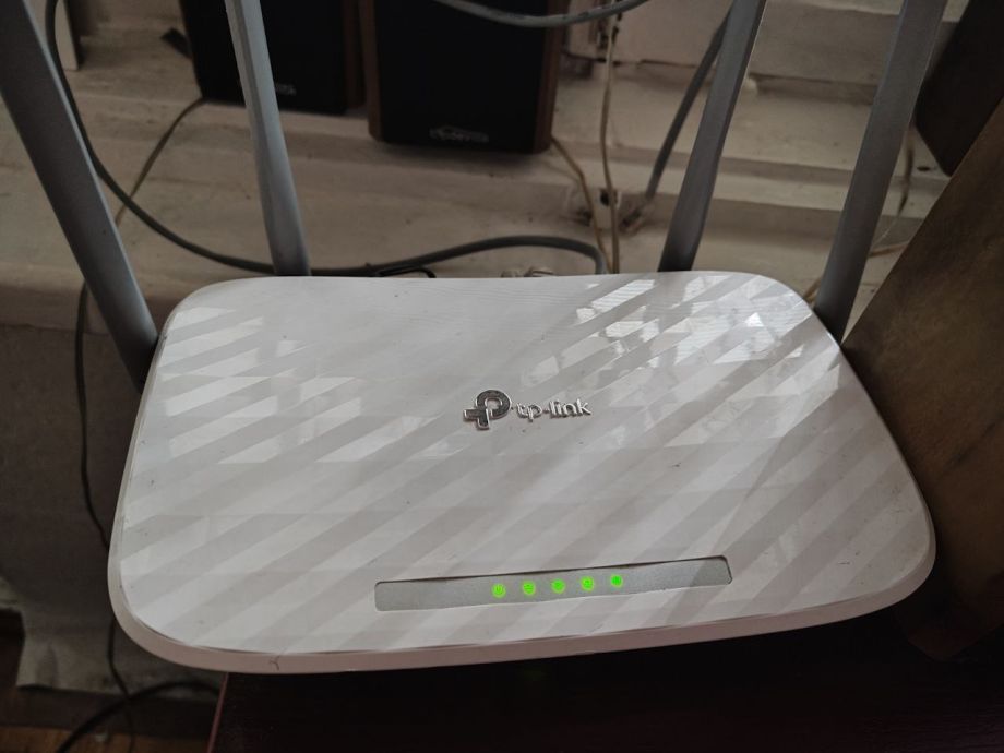 «Сидим без интернета»: жители Владивостока пожаловались на популярного провайдера