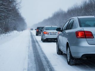 С февраля меняются правила езды для водителей