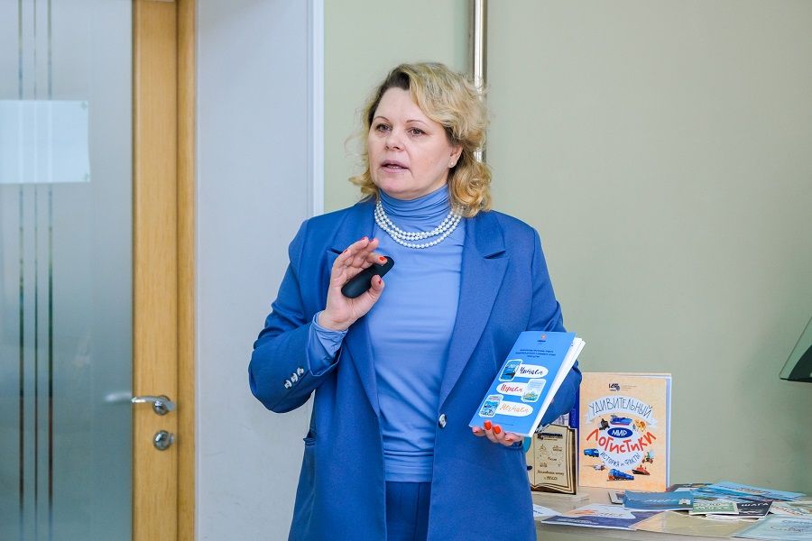 FESCO разработала методическое пособие для ранней профориентации детей Приморского края