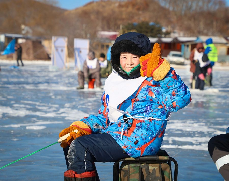 «Восточники» выяснили, кто лучший в подлёдном лове