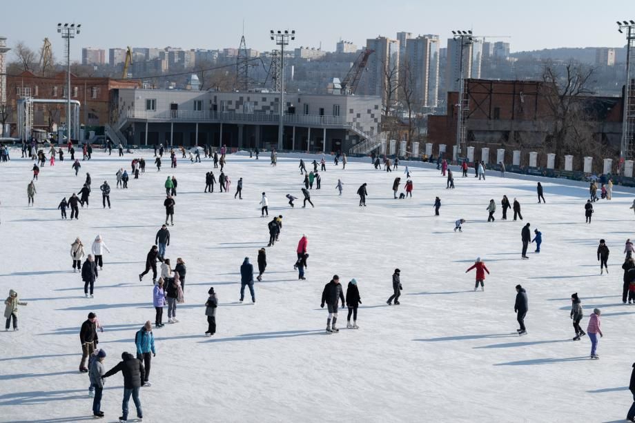 Каток на «Авангарде» закрыли раньше срока