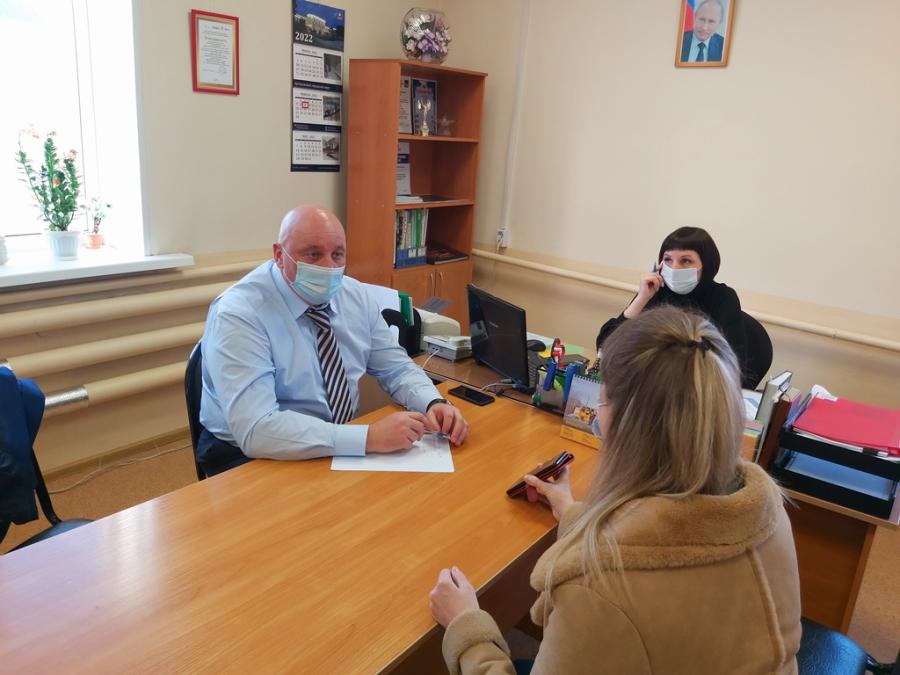 Депутат ЗС ПК провел ряд встреч с жителями одного из городских округов