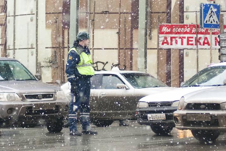 Лишение прав на три месяца: ГИБДД готовит водителям ловушку в снегопад