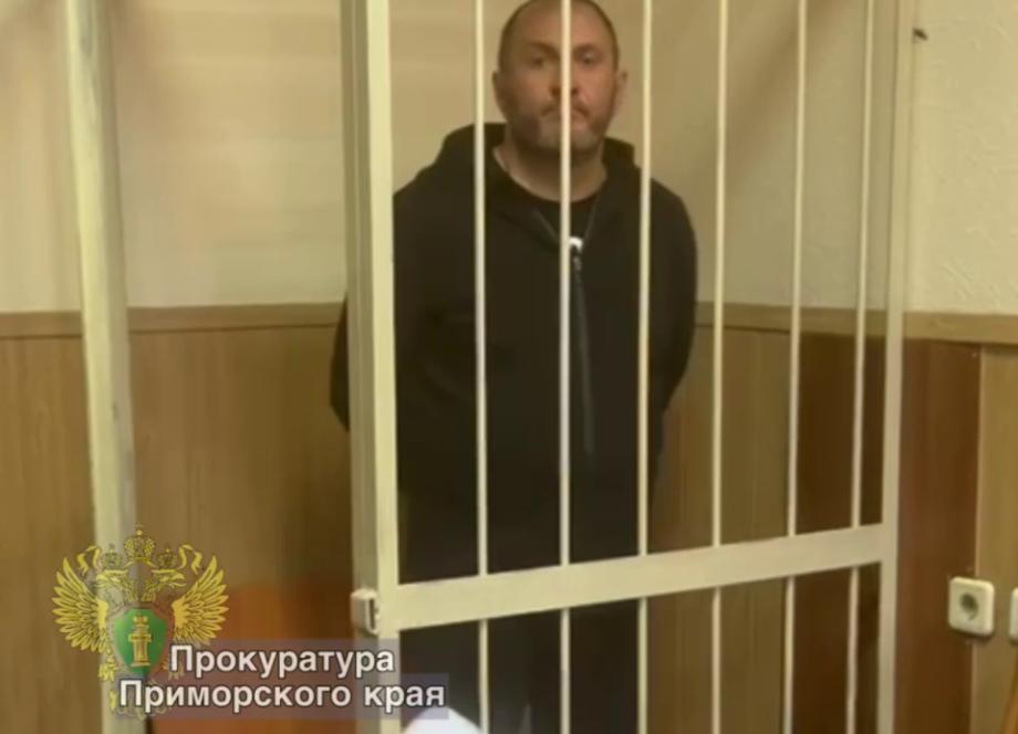 Во Владивостоке Эдуард Бабакохян осужден за посредничество во взяточничестве