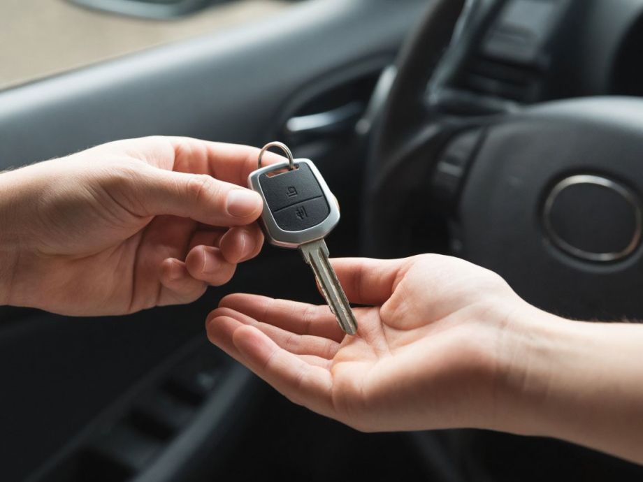 Почему машина не перейдёт наследникам, даже если её указали в завещании