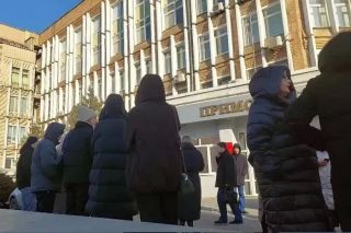 Утро Владивостока: волна эвакуаций из больниц, прерваны судебные заседания в Приморском краевом суде