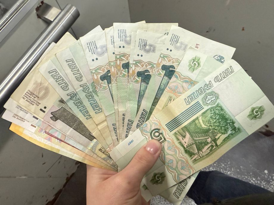 Монеты в прошлом? В Приморье перестали давать сдачу 5 и 10-рублевыми монетами