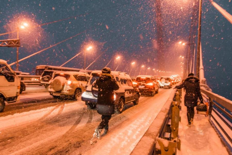 Уже сегодня: названо точное время обложного снега во Владивостоке