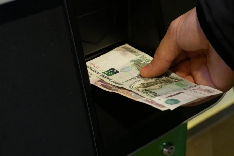 ПФР огласил список, кому дадут новую выплату 2014 рублей в марте