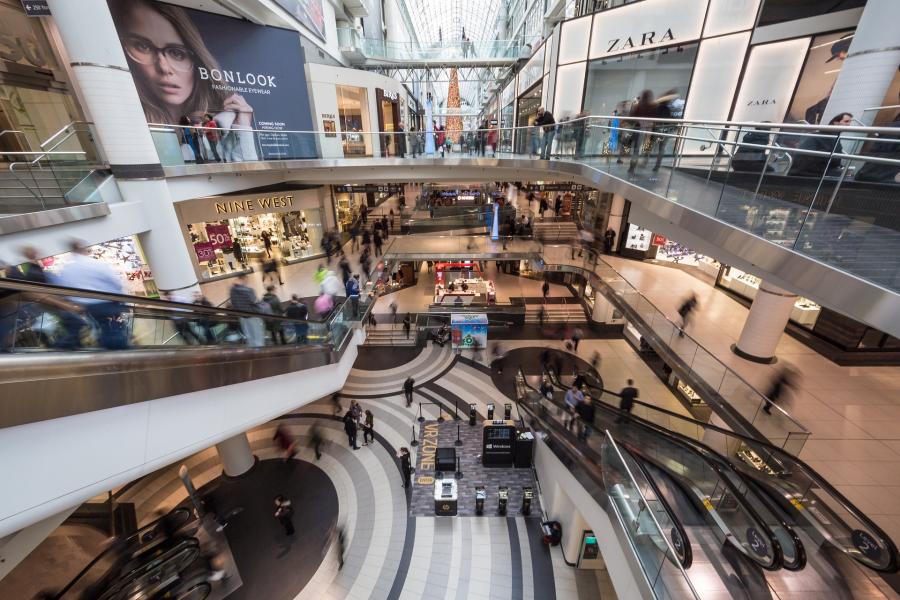 «Один вопрос – зачем?»: новый торговый центр открылся во Владивостоке