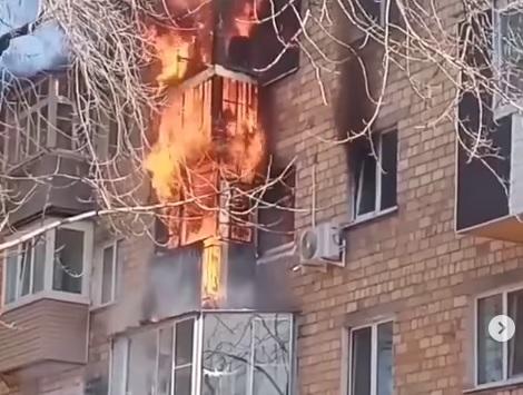 «Бедные люди»: владивостокцы обсуждают жуткий пожар в жилом доме