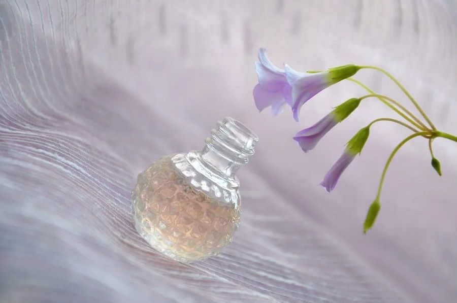 Запахло весной: какие ароматы растопят сердца и обеспечат комплименты