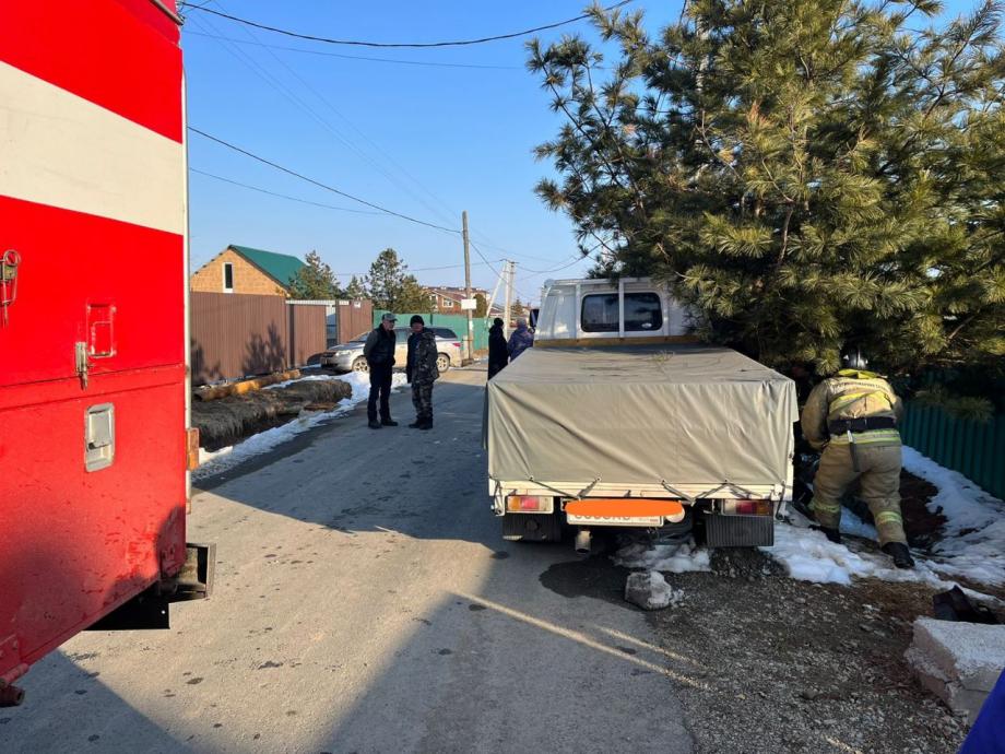 Фото: prim_police | Мужчина попал под колеса собственного грузовика в Приморье