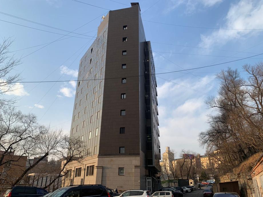 Прокуратура требует закрыть небезопасное здание в центре Владивостока