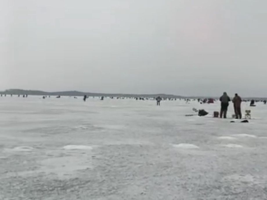 Во Владивостоке шестые сутки продолжаются поиски пожилого рыбака