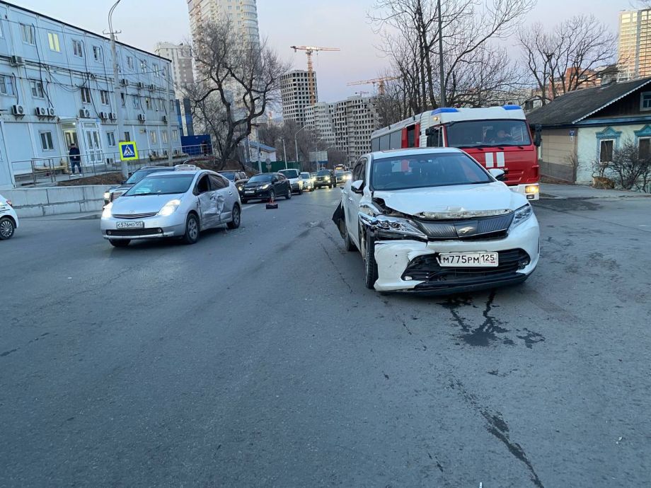 Пьяный водитель устроил «мясорубку» на дороге во Владивостоке
