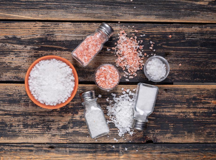 Россиянам рассказали, как сократить употребление соли