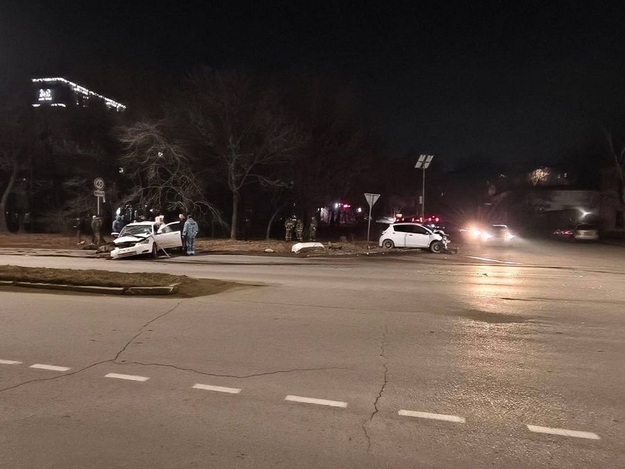 Смертельное ДТП в Находке: водитель погиб на месте аварии на перекрёстке