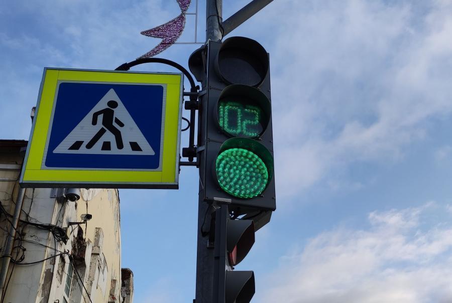 «Всех предупреждают». Светофоры на пяти перекрестках Владивостока заработают по-новому