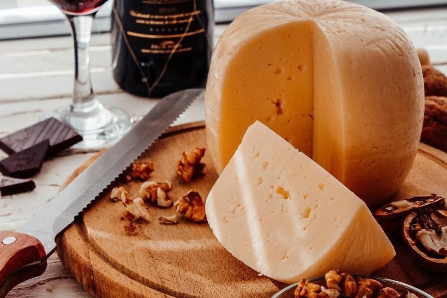 Можно смело брать – не пальма: Роскачество назвало лучшие марки сыра