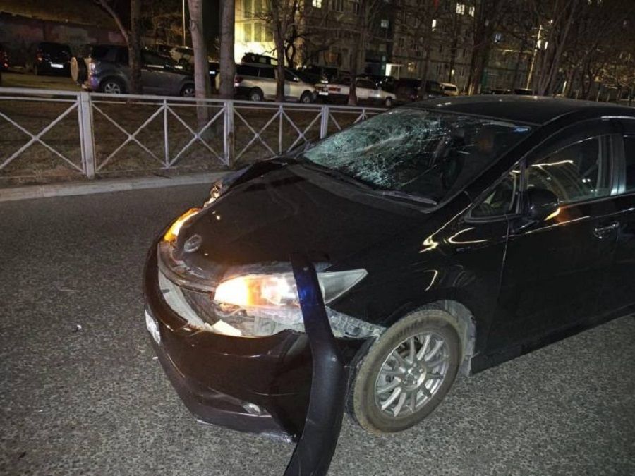 Подросток попал в реанимацию с пешеходного перехода во Владивостоке