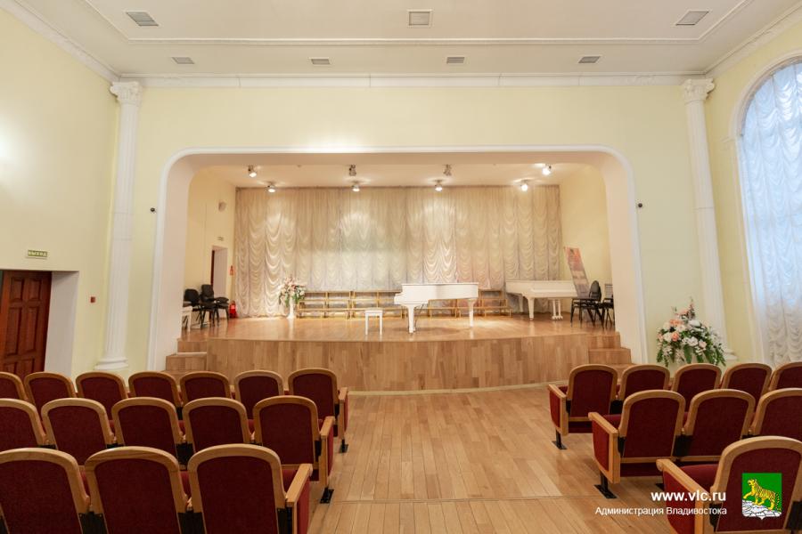 В школе искусств Владивостока скоро начнется монтаж виртуального  концертного зала