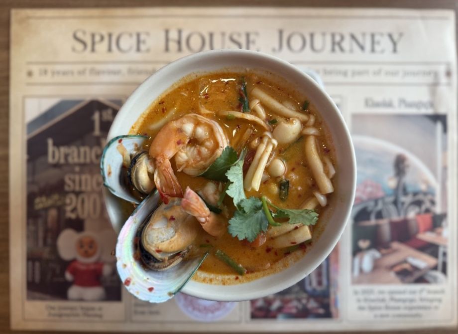 Том-ям: как его реально готовят на родине в Таиланде