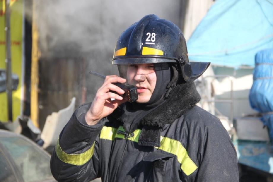 Фото: 25.mchs.gov.ru | Едва не погибли: четыре приморца спасены во время пожара в многоквартирном доме