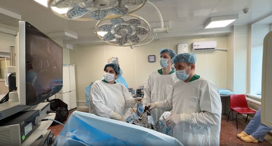 Редкая операция в Приморье: врачи помогли девочке без удаления органа