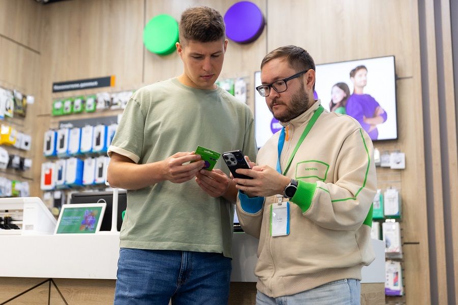 «Яблоки» вышли на первое место топа популярных у приморцев смартфонов