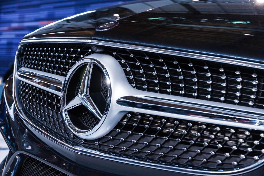 Фото: Pexels/Jim Fawns | Важную новость сообщили владельцам Mercedes-Benz