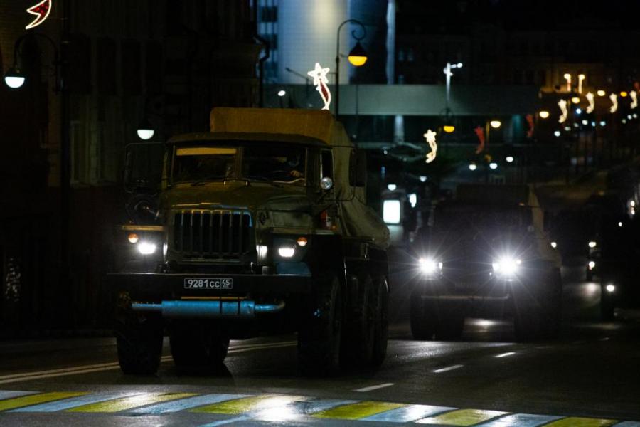 Фото: PRIMPRESS | «Аж мурашки по коже»: что было ночью в центре Владивостока, сняли на видео