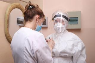 Фото: Екатерина Дымова / PRIMPRESS | В Приморье за месяц заболеваемость коронавирусом снизилась в три раза