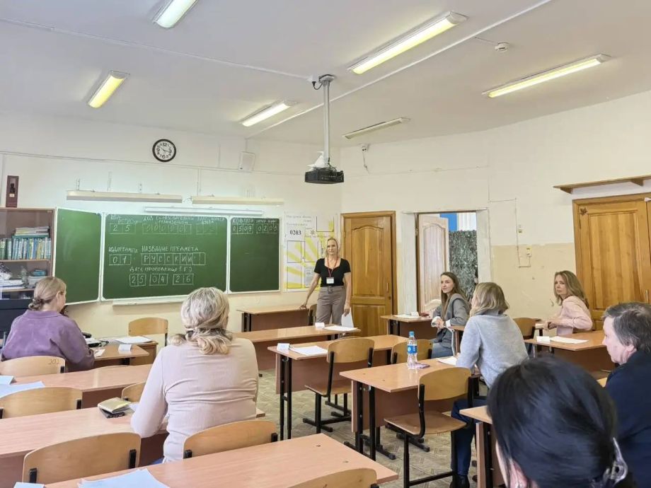 «Спокойный родитель - спокойный ребёнок»: родители школьников Владивостока сдали ЕГЭ по русскому языку
