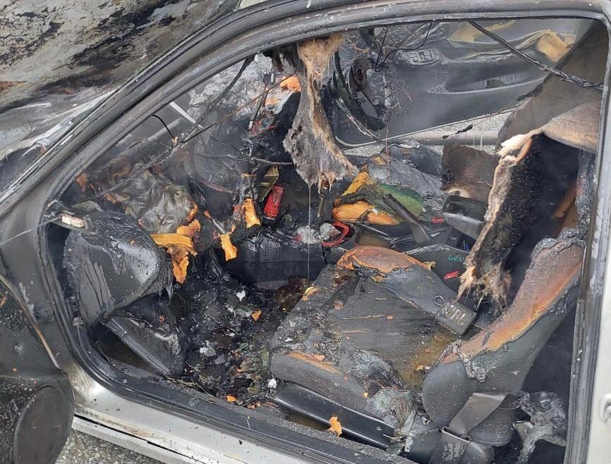 Фото: 25.mchs.gov.ru | Огнеборцы ликвидировали возгорание автомобиля в Приморье