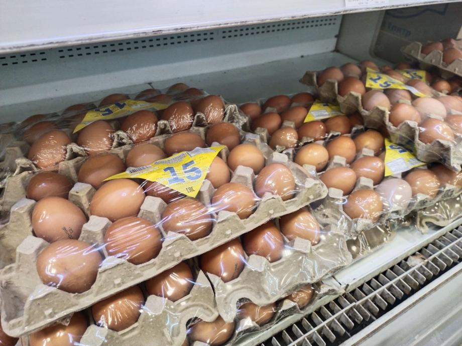 Не простые, а золотые. Во сколько обойдутся яйца на Пасху во Владивостоке?