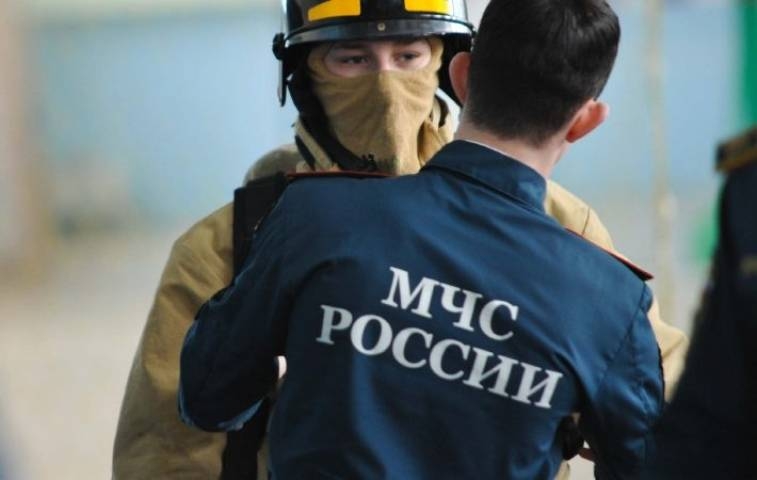 Фото: Семен Апасов | В Дальнереченске пожарные потушили баню 