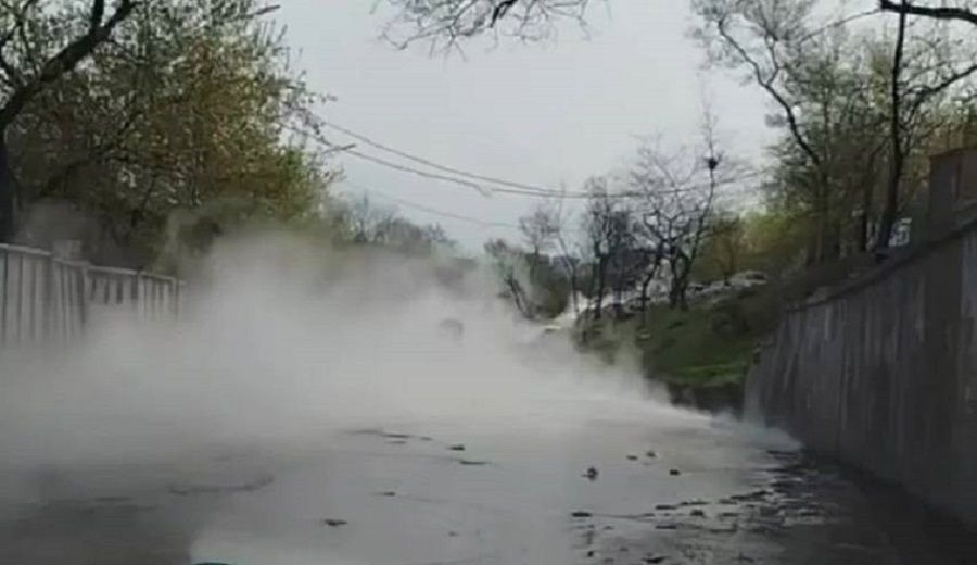 Владивосток отметил окончание отопительного сезона мощным порывом