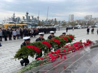 Фото: Яна Коган / PRIMPRESS | Во Владивостоке отдали дань уважения солдатам Победы